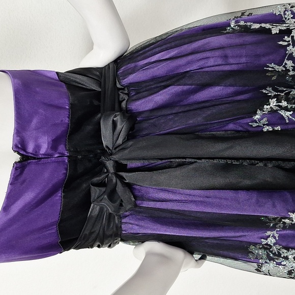 Blondie Nites Purple Silver Whimsigoth Witchy One Shoulder Dress Size 13 - Picture 8 of 15